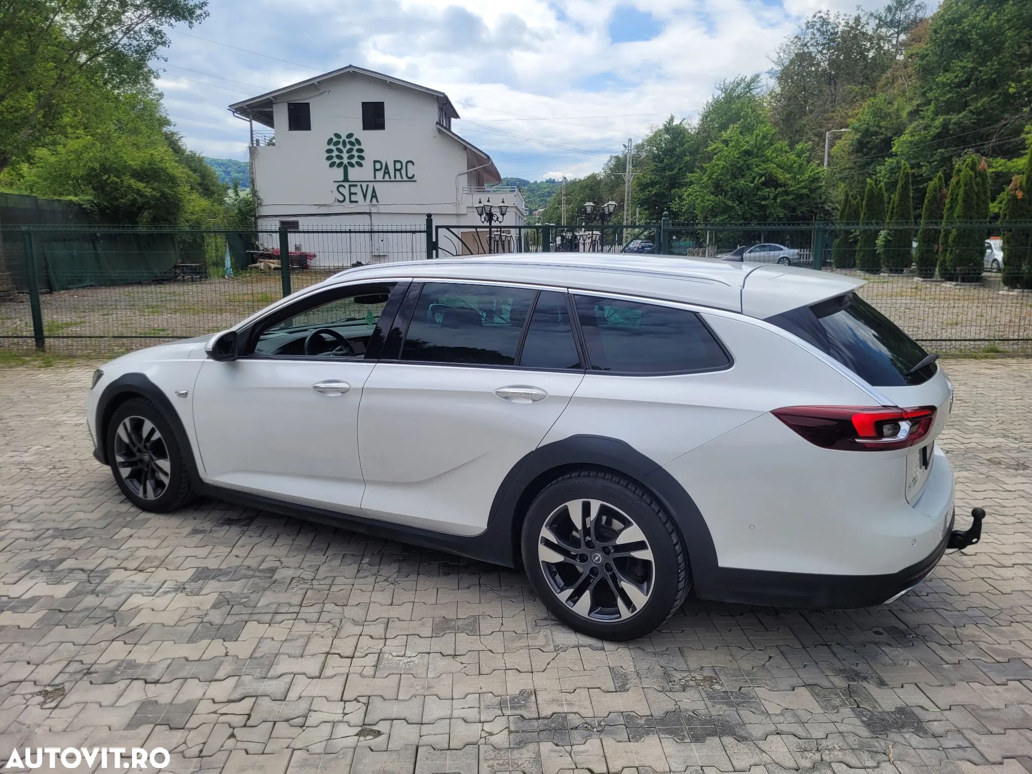 Opel Insignia Grand Sport 2.0 BiTurbo D 4x4 Automatik Ultimate - 1