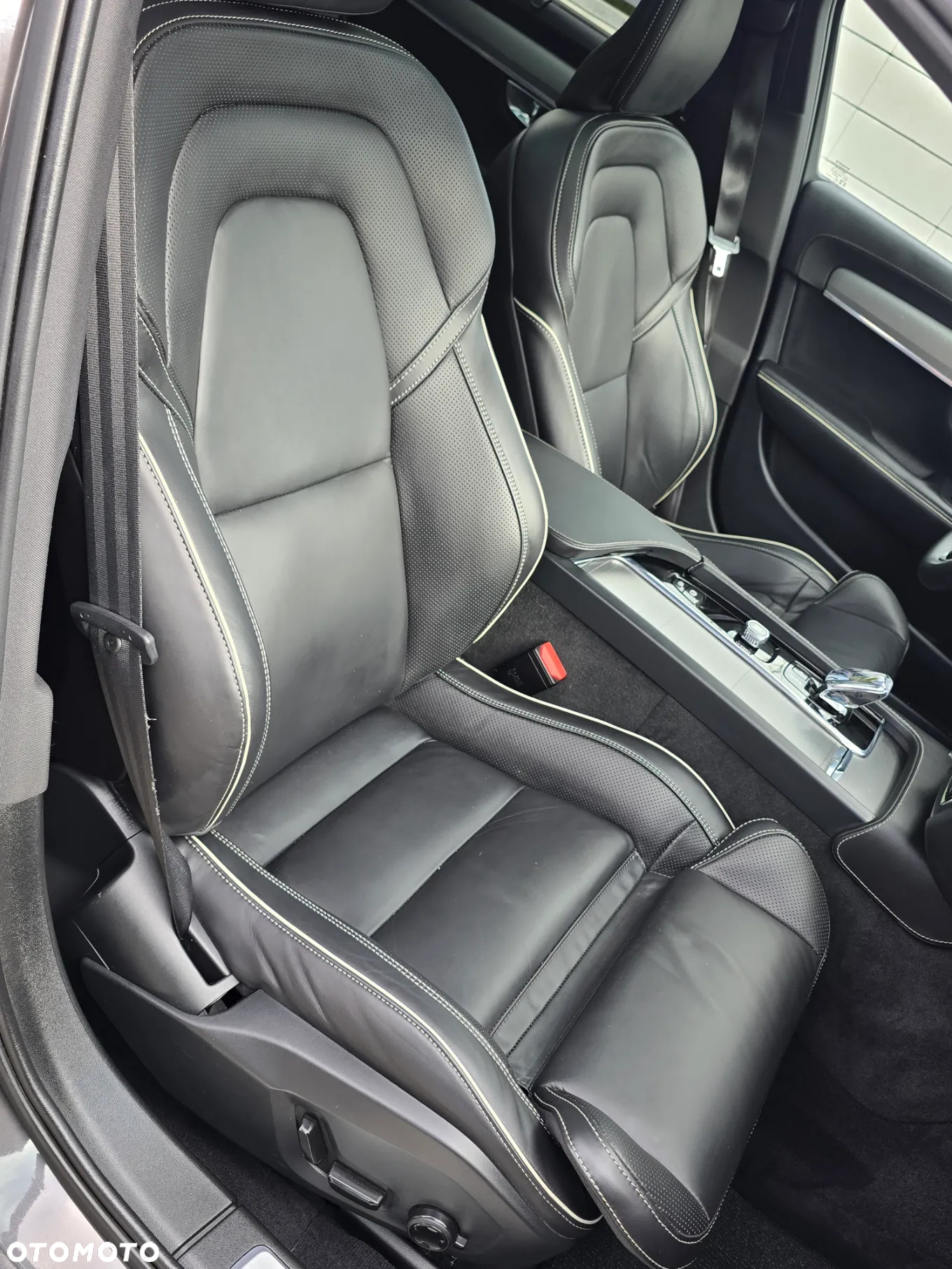 Volvo V90 Cross Country B4 D AWD Ultimate - 31