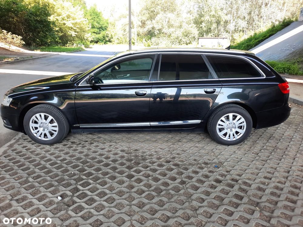 Audi A6 Avant 2.7 TDI DPF quattro tiptronic - 11