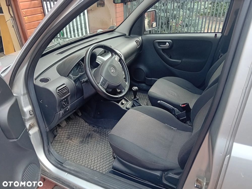 Opel Combo Tour Cosmo - 5
