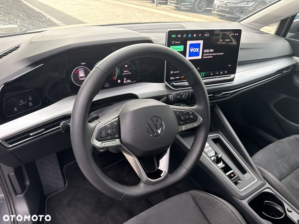 Volkswagen Golf Variant - 13