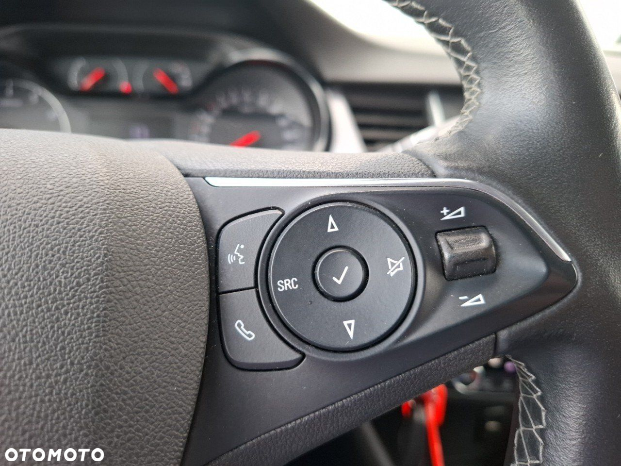 Opel Crossland X - 24