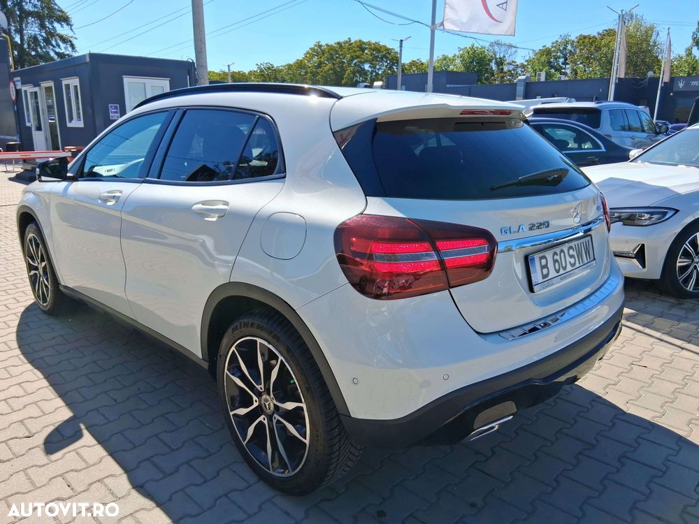 Mercedes-Benz GLA 220 4MATIC - 6