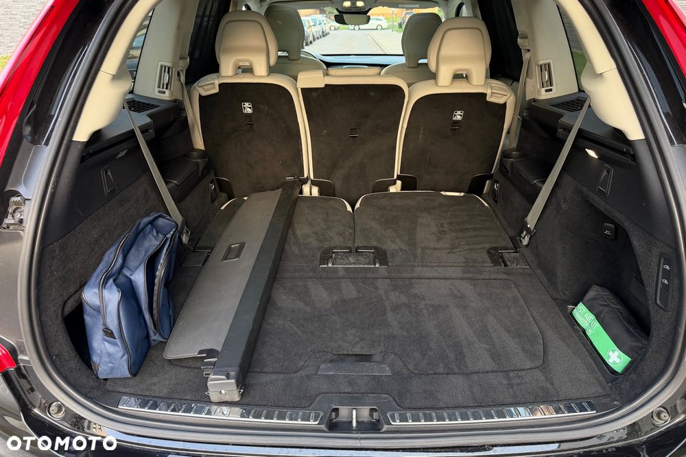 Volvo XC 90 T8 AWD Plug-In Hybrid Ultimate Bright 7os - 37