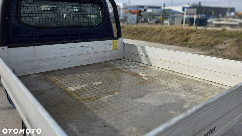 Volkswagen Transporter - 9