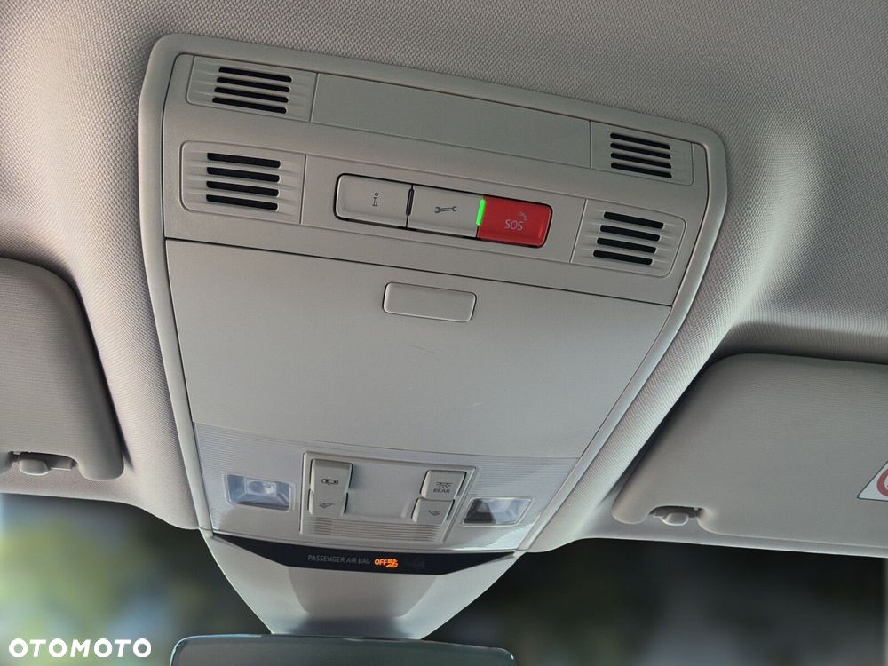 Volkswagen Passat - 27