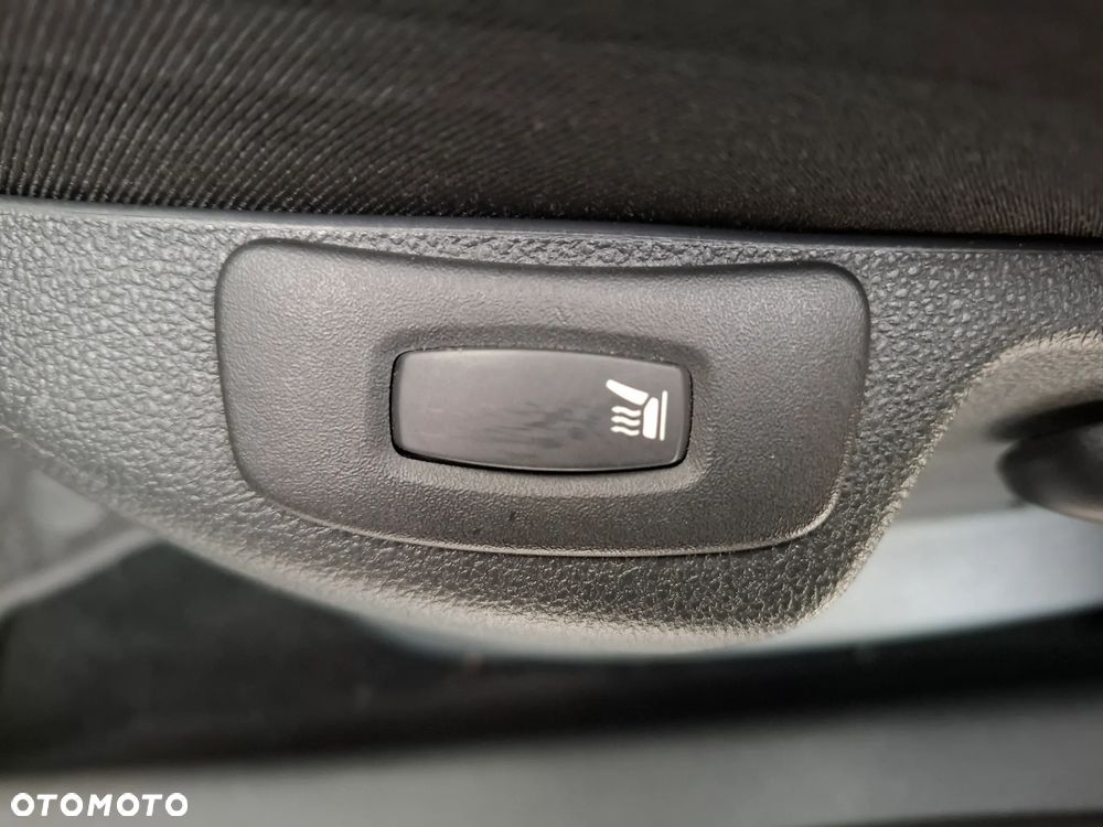 Renault Captur (ENERGY) dCi 90 EDC LIMITED - 14
