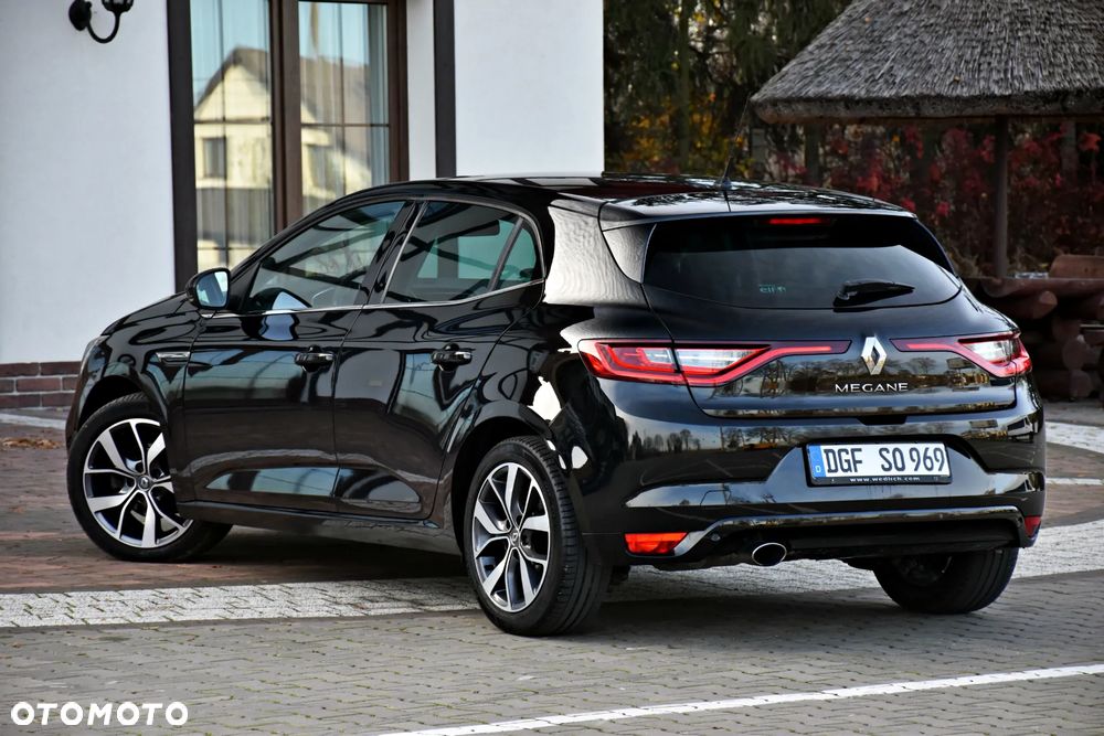 Renault Megane 1.2 16V TCe Energy Bose - 19