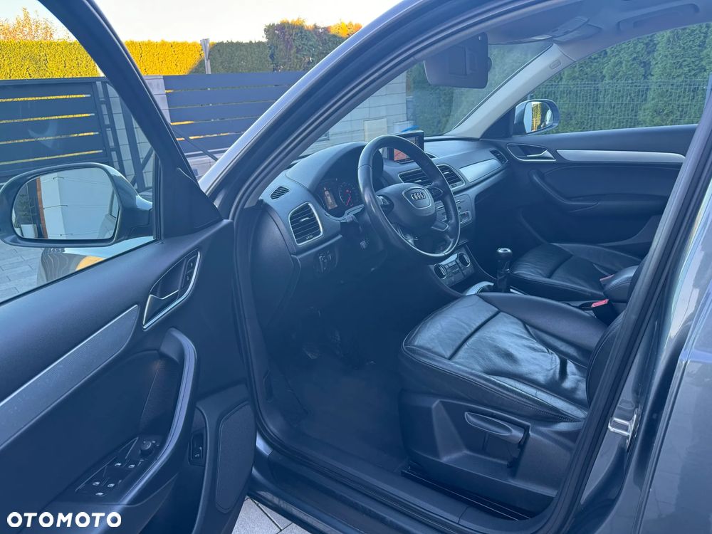 Audi Q3 2.0 TDI Design - 14