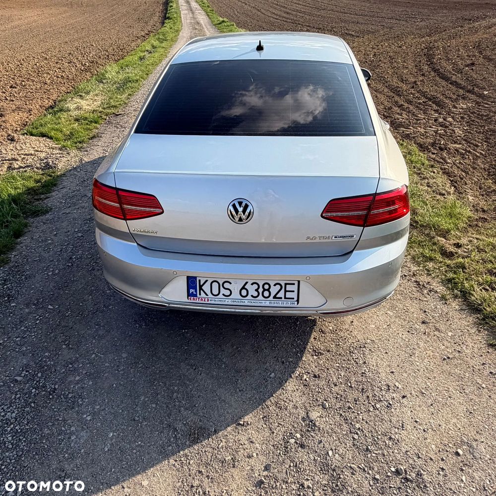 Volkswagen Passat 2.0 TDI BMT Highline DSG - 5