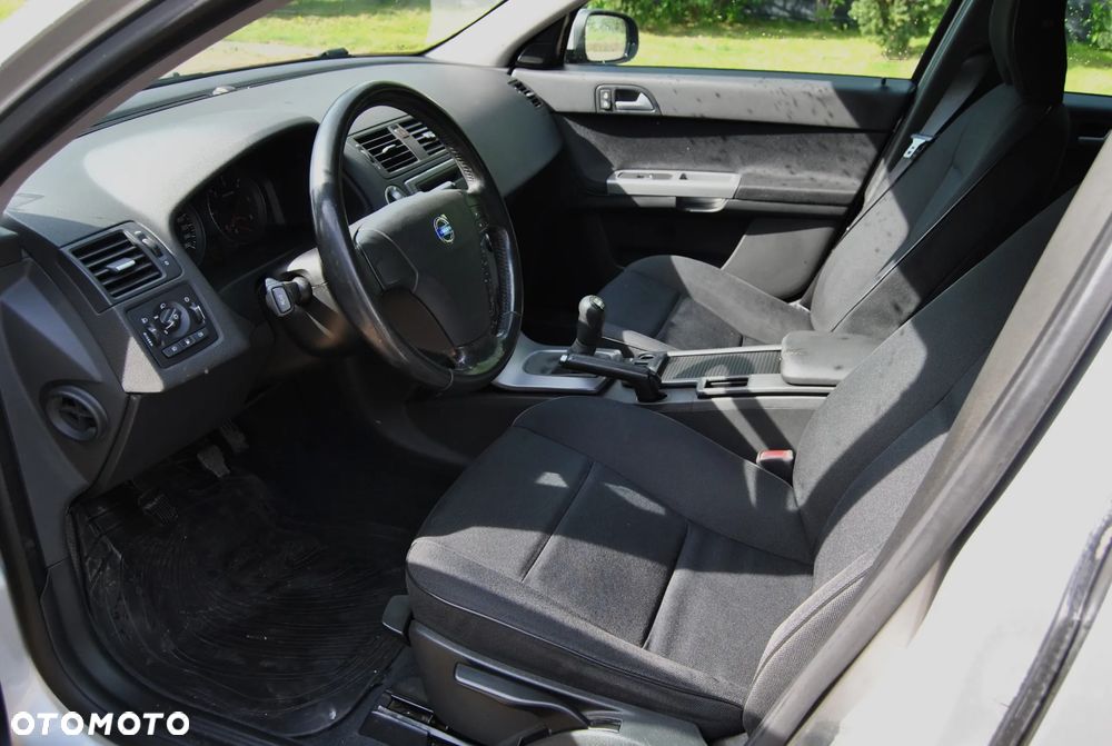 Volvo V50 1.6D Momentum - 5