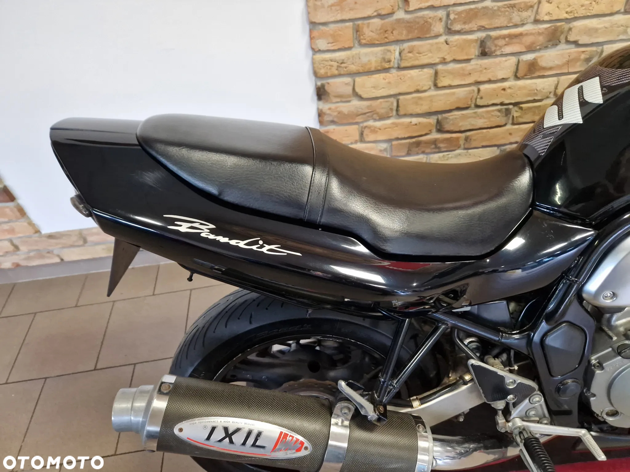 Suzuki Bandit - 24