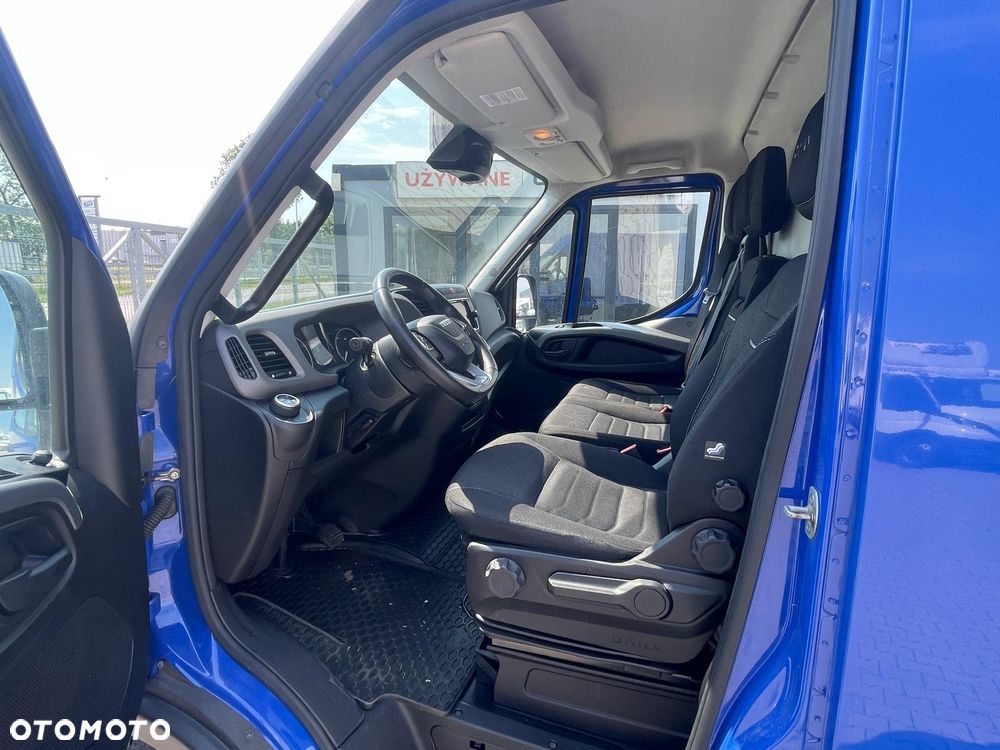 Iveco 35S18 Automat Hak Kamera Ledy Furgon 16m3 - 16