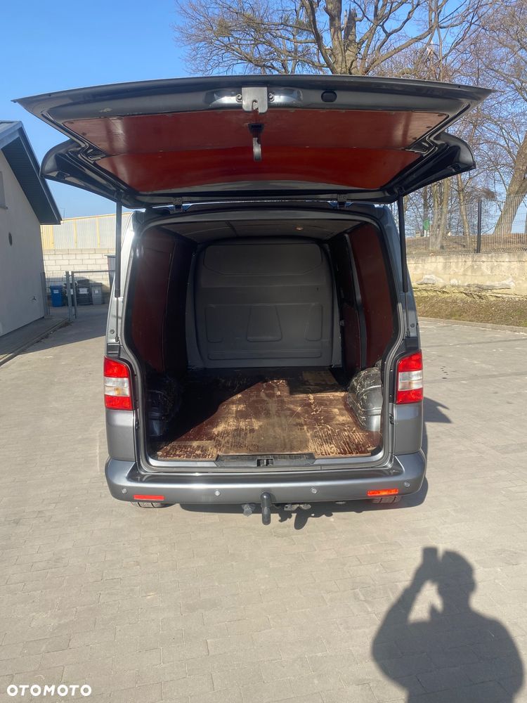 Volkswagen Transporter T5 - 6