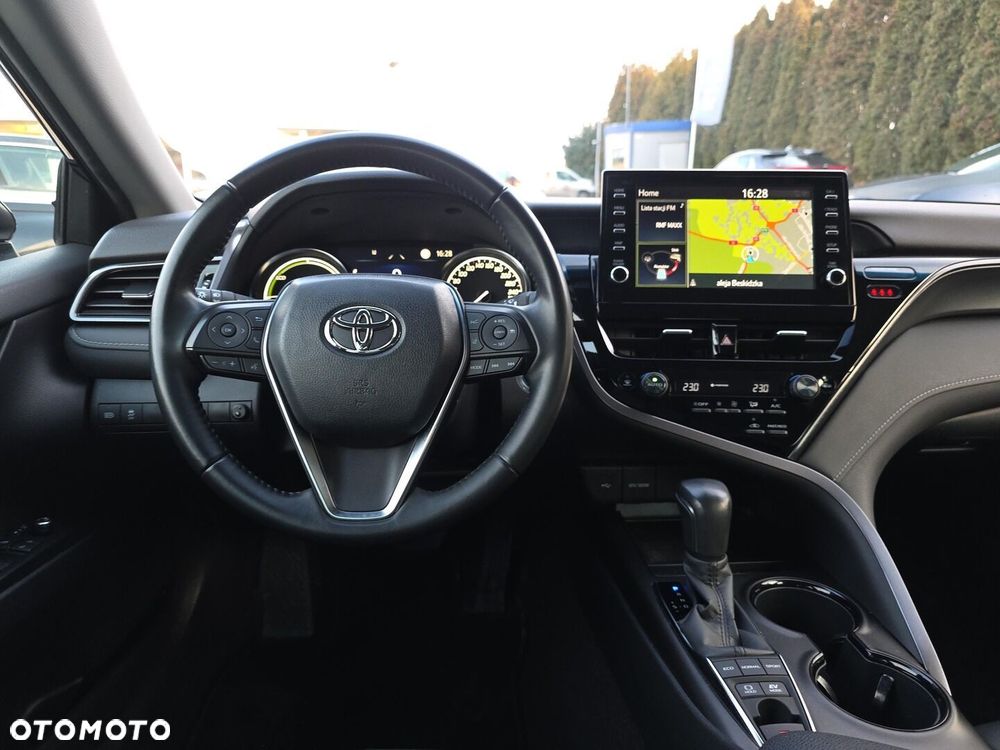 Toyota Camry 2.5 Hybrid Prestige CVT - 9