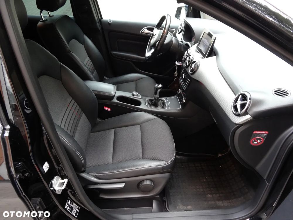 Mercedes-Benz Klasa B 180 CDI BlueEFFICIENCY Edition - 22