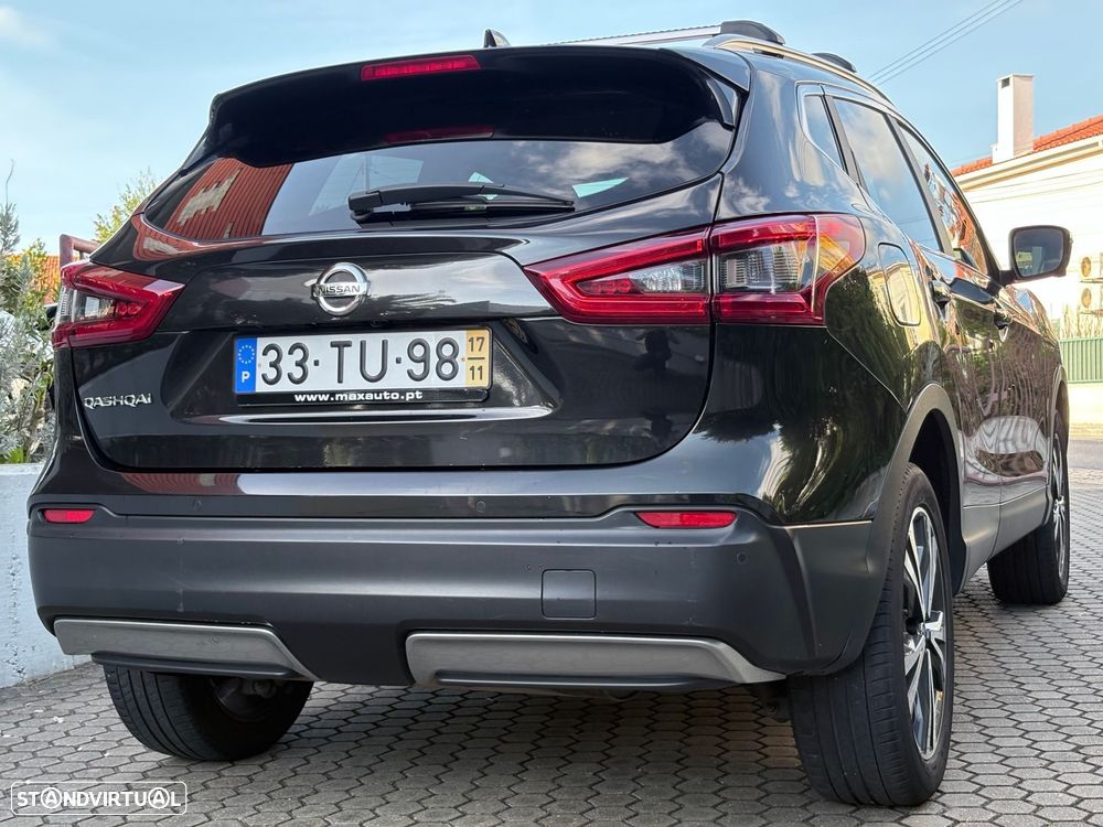 Nissan Qashqai 1.2 DIG-T N-Connecta 18 - 21