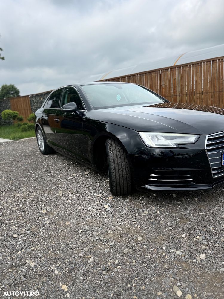 Audi A4 2.0 TDI ultra S tronic - 2