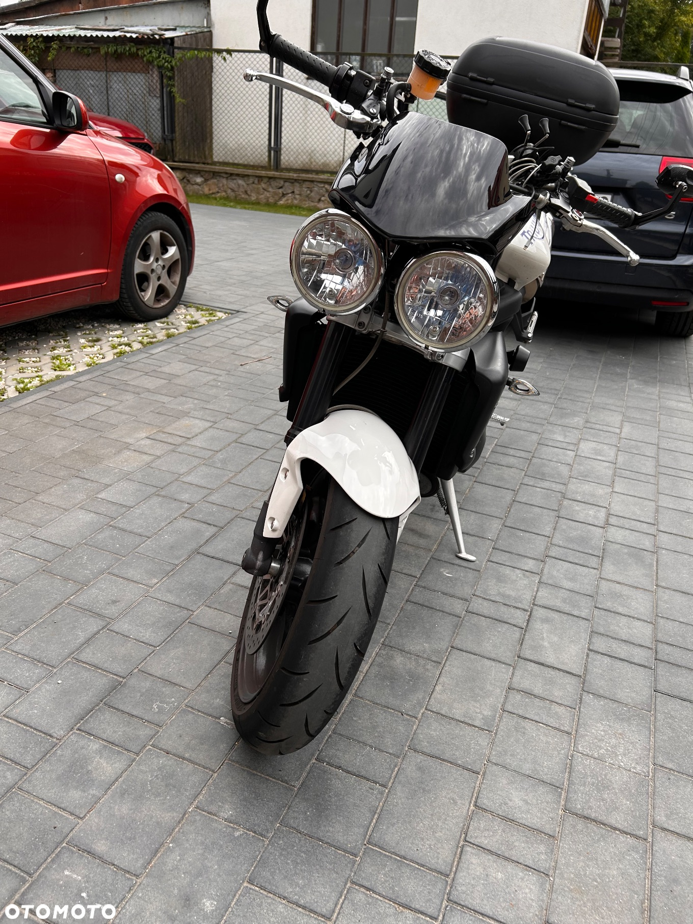 Triumph Street Triple - 4