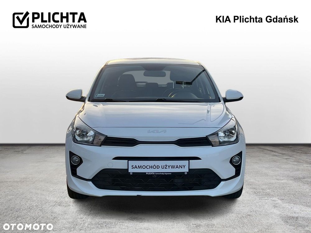 Kia Rio - 8