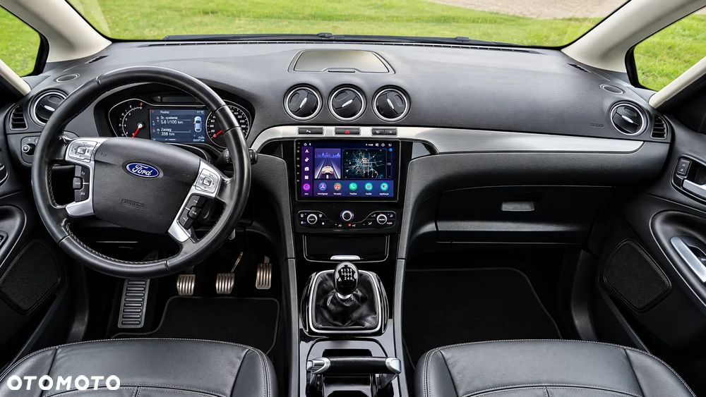 Ford S-Max 2013 photo 3