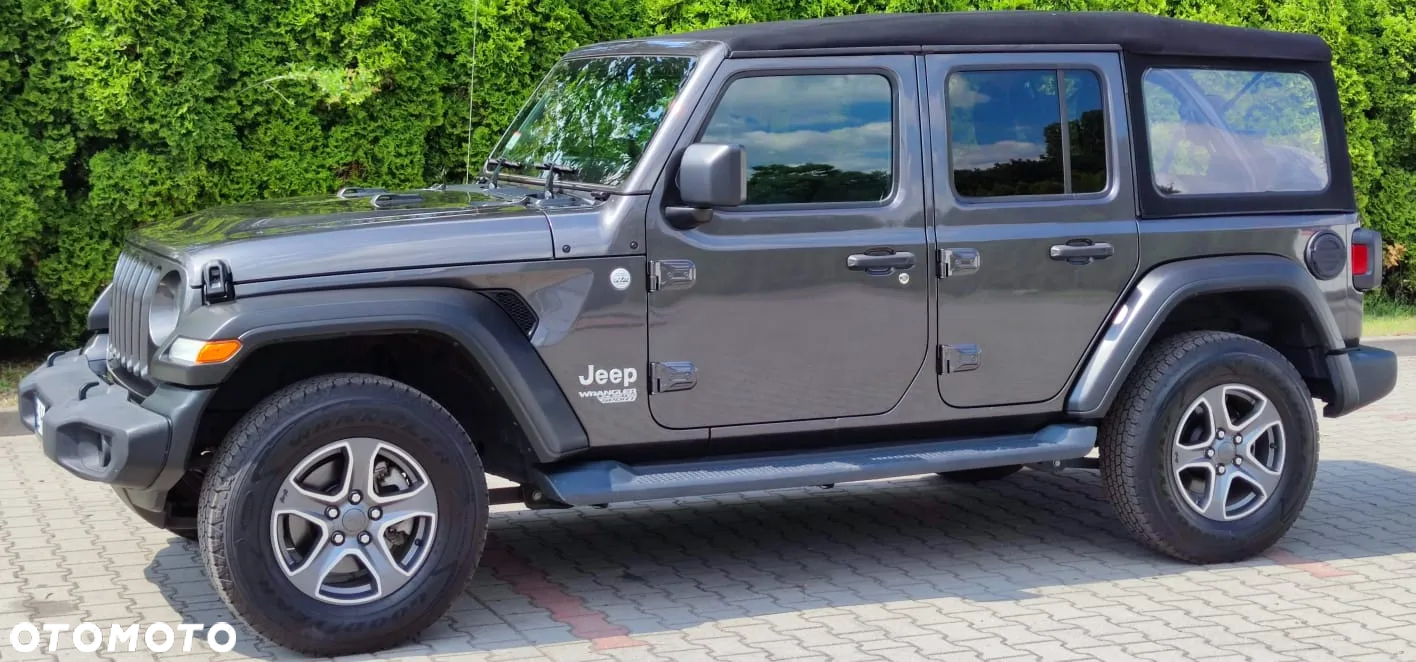 Jeep Wrangler Unlimited GME 2.0 Turbo Sahara - 20