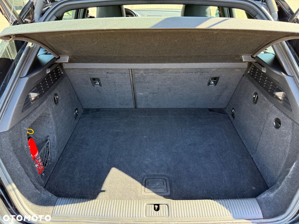 Audi A3 Sportback 2.0 TDI S line Sportpaket - 8