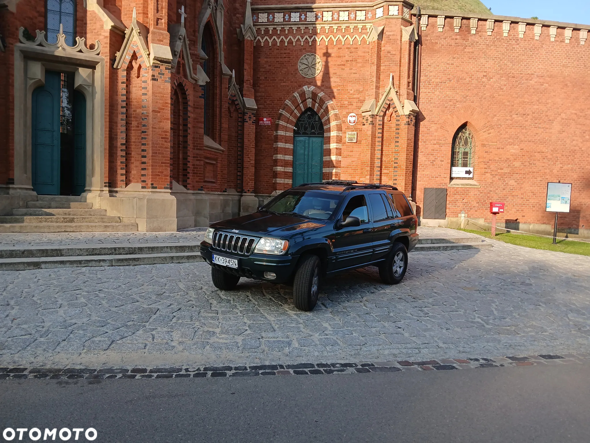Jeep Grand Cherokee 4.7 Limited - 14