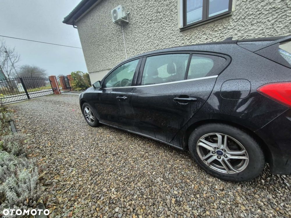 Ford Focus 1.0 EcoBoost ST-Line - 4