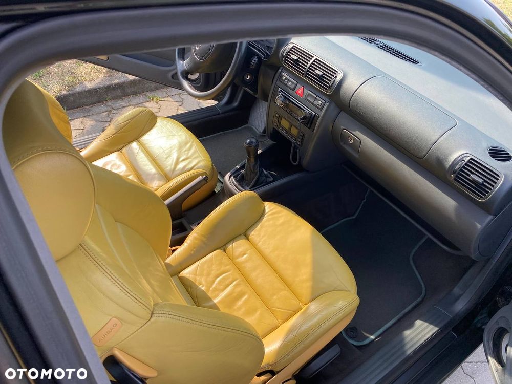 Audi A3 3-drzwiowe 1.6 Ambiente - 17