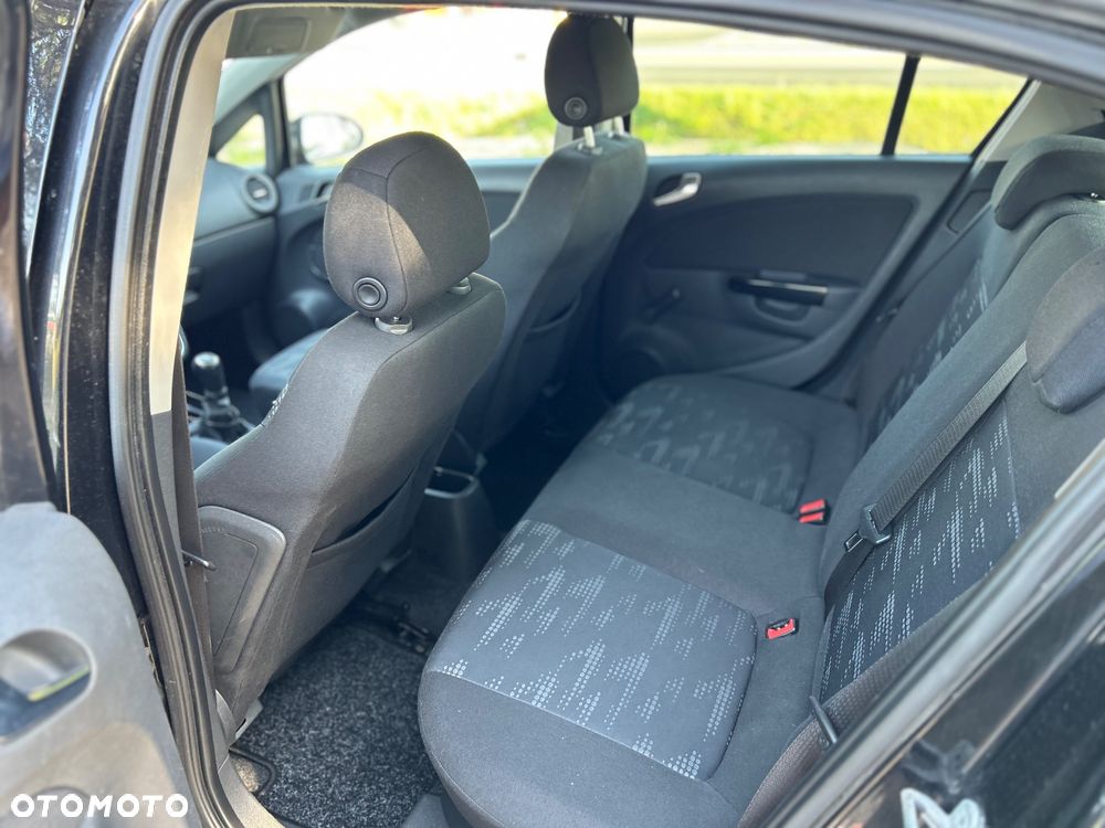 Opel Corsa 1.4 16V - 32