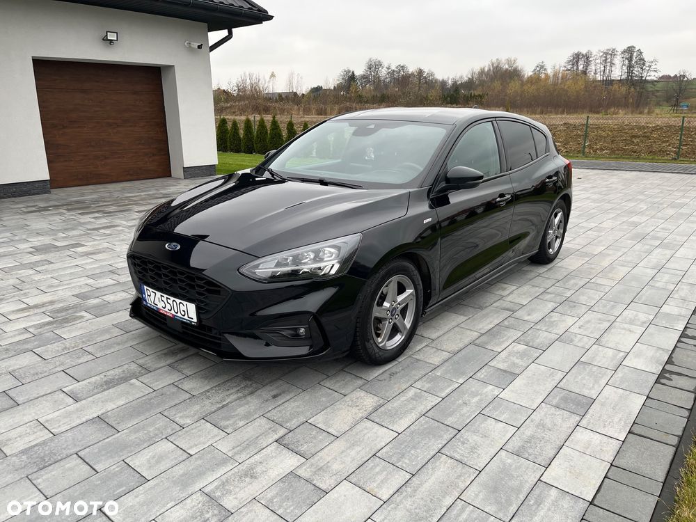 Ford Focus 1.0 EcoBoost ST-Line Black ASS - 1