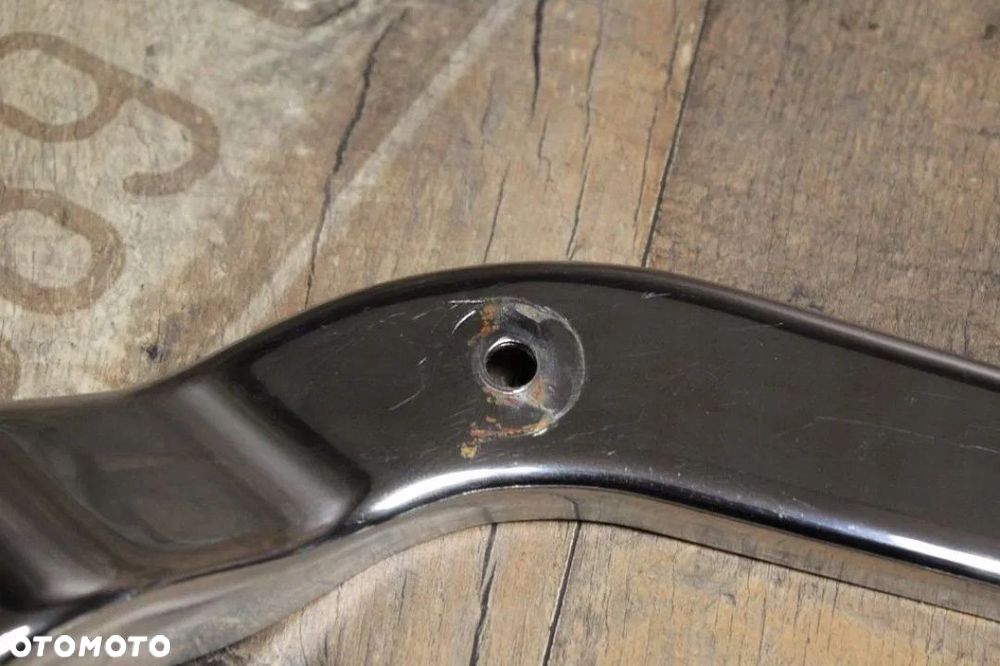 STELAŻ BŁOTNIKA WSPORNIK RAMA HARLEY HD - 2