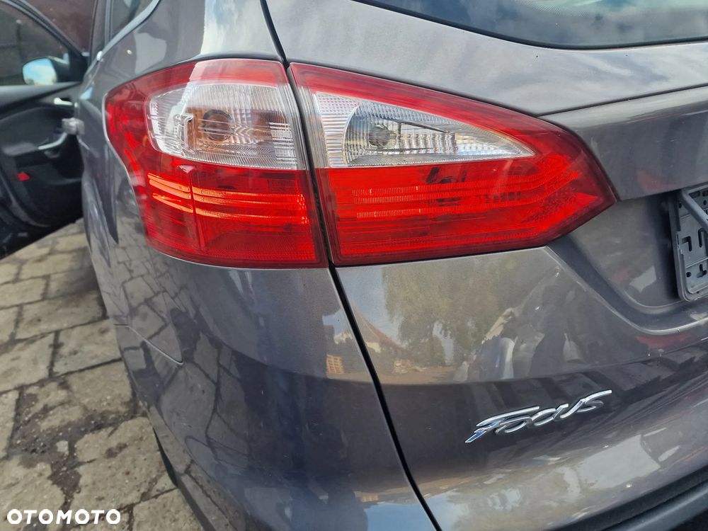 Lampy tył ford  Focus  mk3  kombi  led - 4