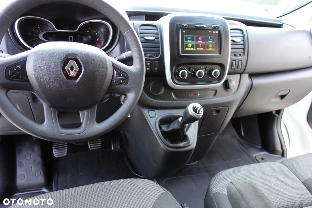 Renault Trafic Long 2.0 Dci 145 KM Klima Kamera - 22