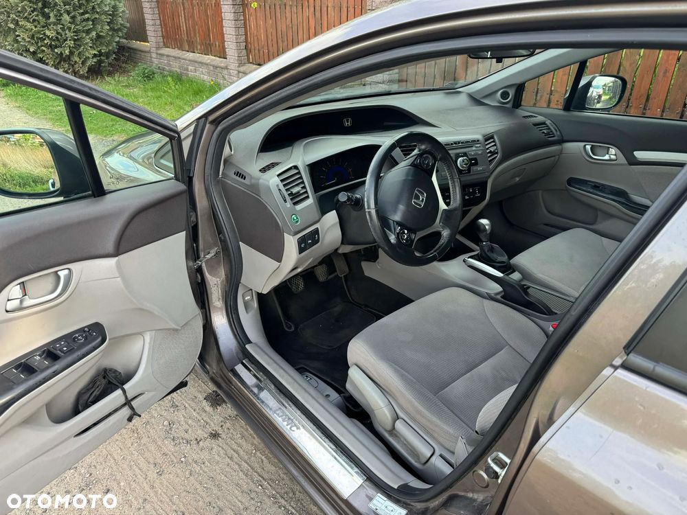 Honda Civic 1.8 Executive - 7