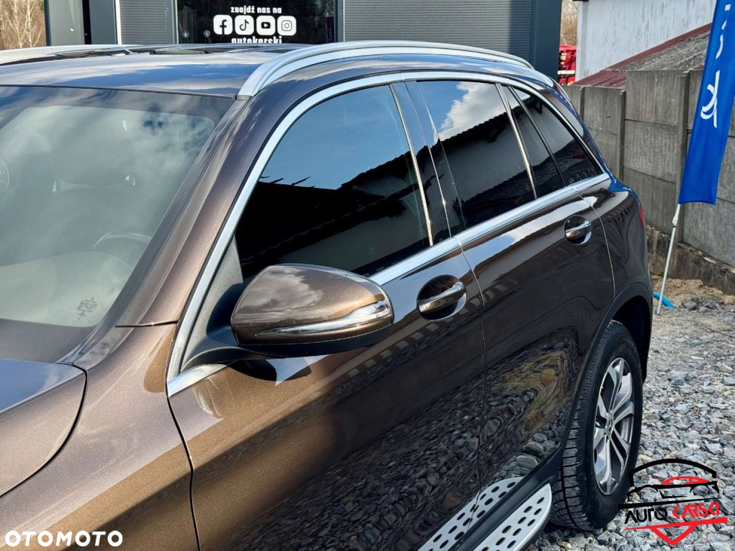 Mercedes-Benz GLC - 13