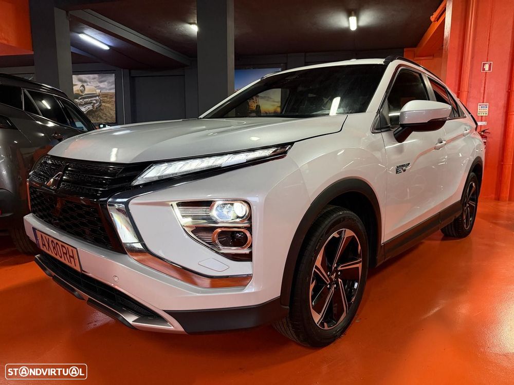 Mitsubishi Eclipse Cross 2.4 PHEV eMotion - 1