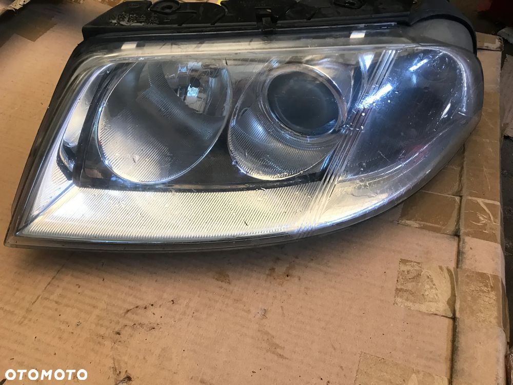 LAMPA PRZEDNIA PRAWA LUB LEWA B5 LIFT - 3