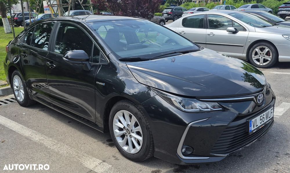 Toyota Corolla 1.8 Business Edition - 3