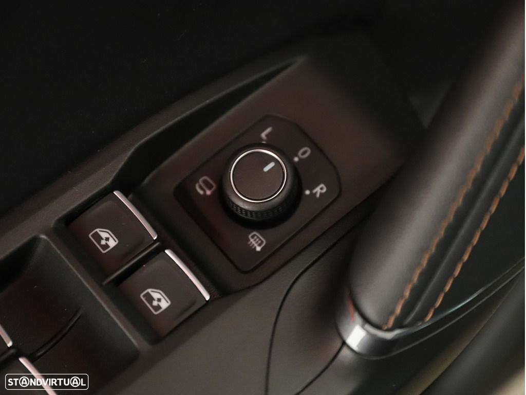Cupra Formentor 1.4 e-Hybrid DSG - 14