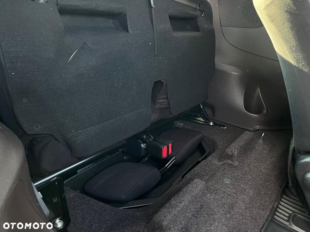 Toyota iQ 1.33 Plus - 16