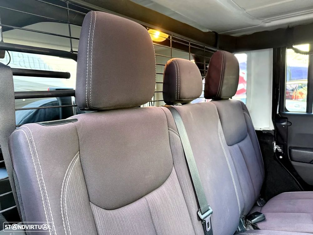 Jeep Wrangler Unlimited 2.8 CRD ATX Sahara Adventure Edition - 30