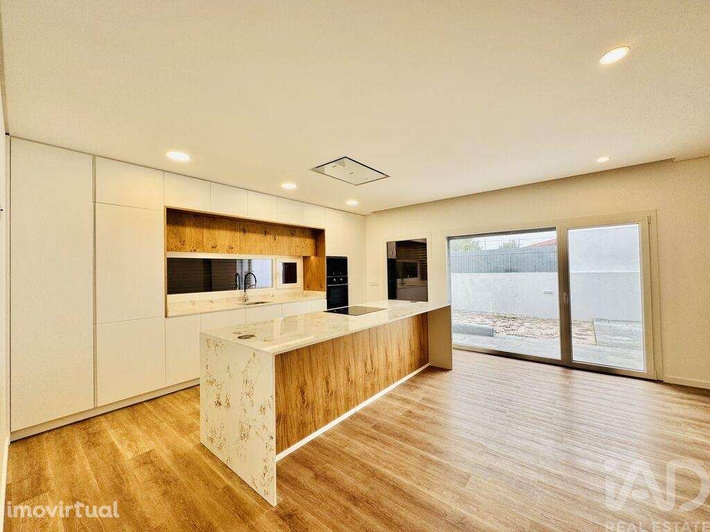 Casa / Villa em Fernão Ferro de 153,00 m2 - Grande imagem: 2/18