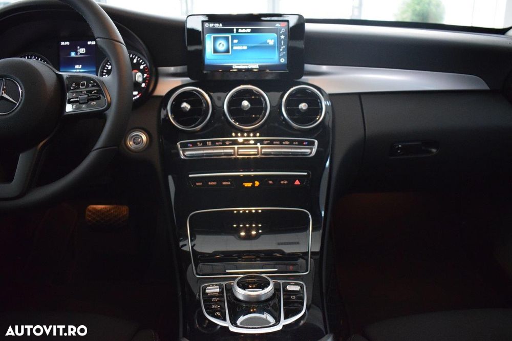 Mercedes-Benz C 180 9G-TRONIC - 31