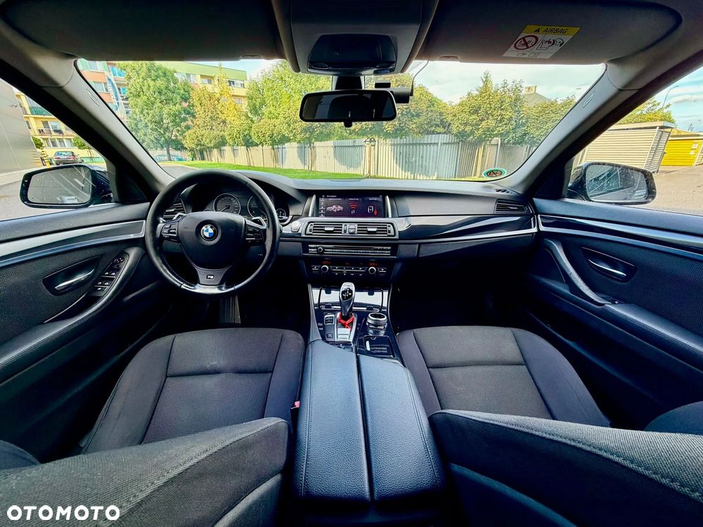BMW Seria 5 520d - 7