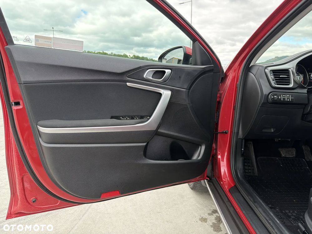 Kia XCeed 1.5 T-GDI M DCT - 11