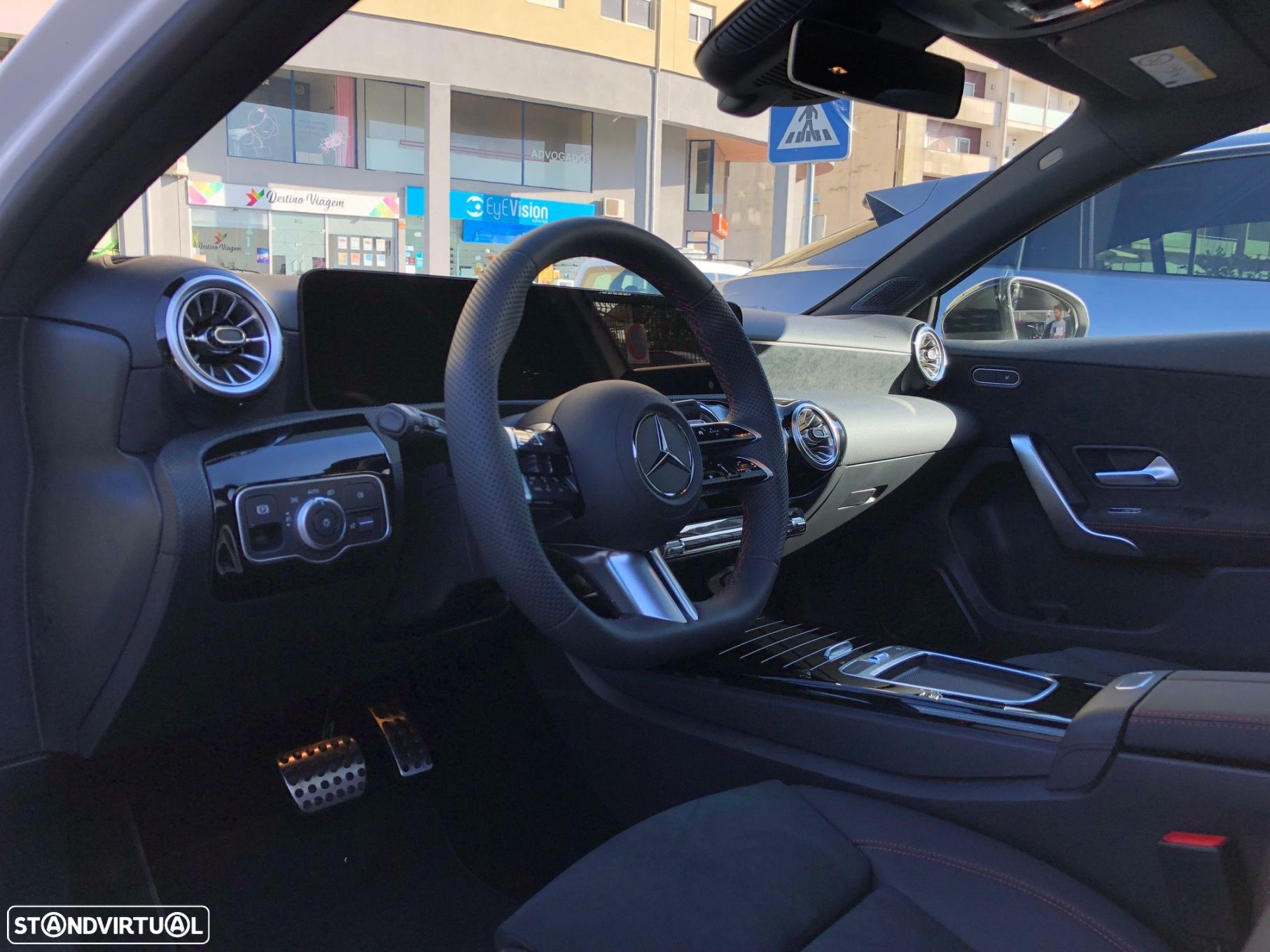 Mercedes-Benz A 250 e AMG Line - 9