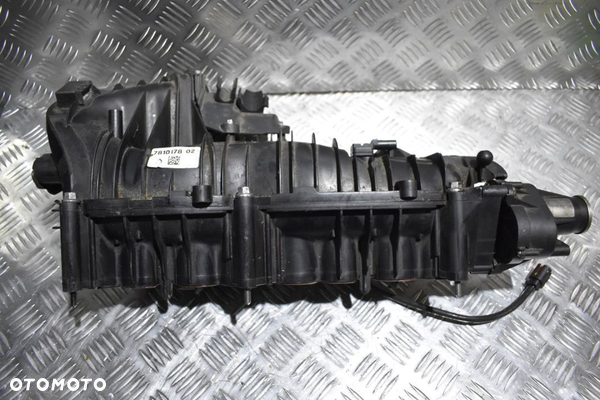 BMW E60 E90 E87 2.0D Kolektor ssący 781017802