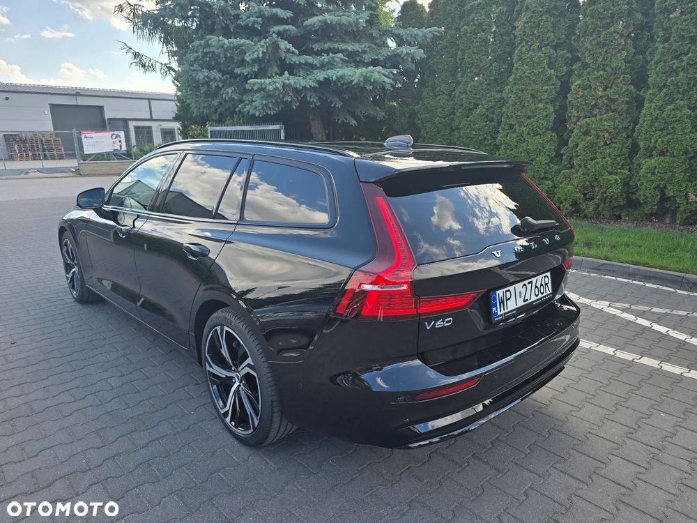 Volvo V60 B4 B DKG Ultra Dark - 5
